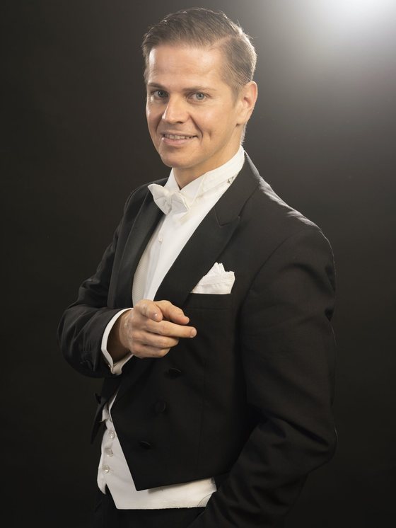 Michael C. Havlicek, baritone
